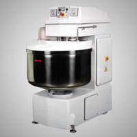 Šlehače, hnětače, krouhače